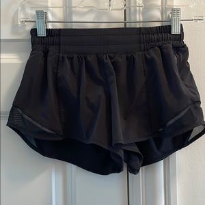 Lululemon hotty hot short